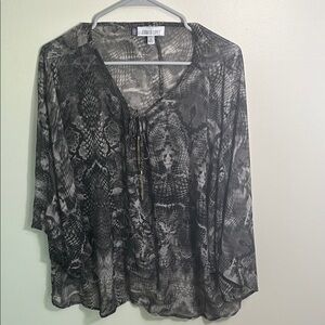 Jennifer Lopez Black and Gray Blouse